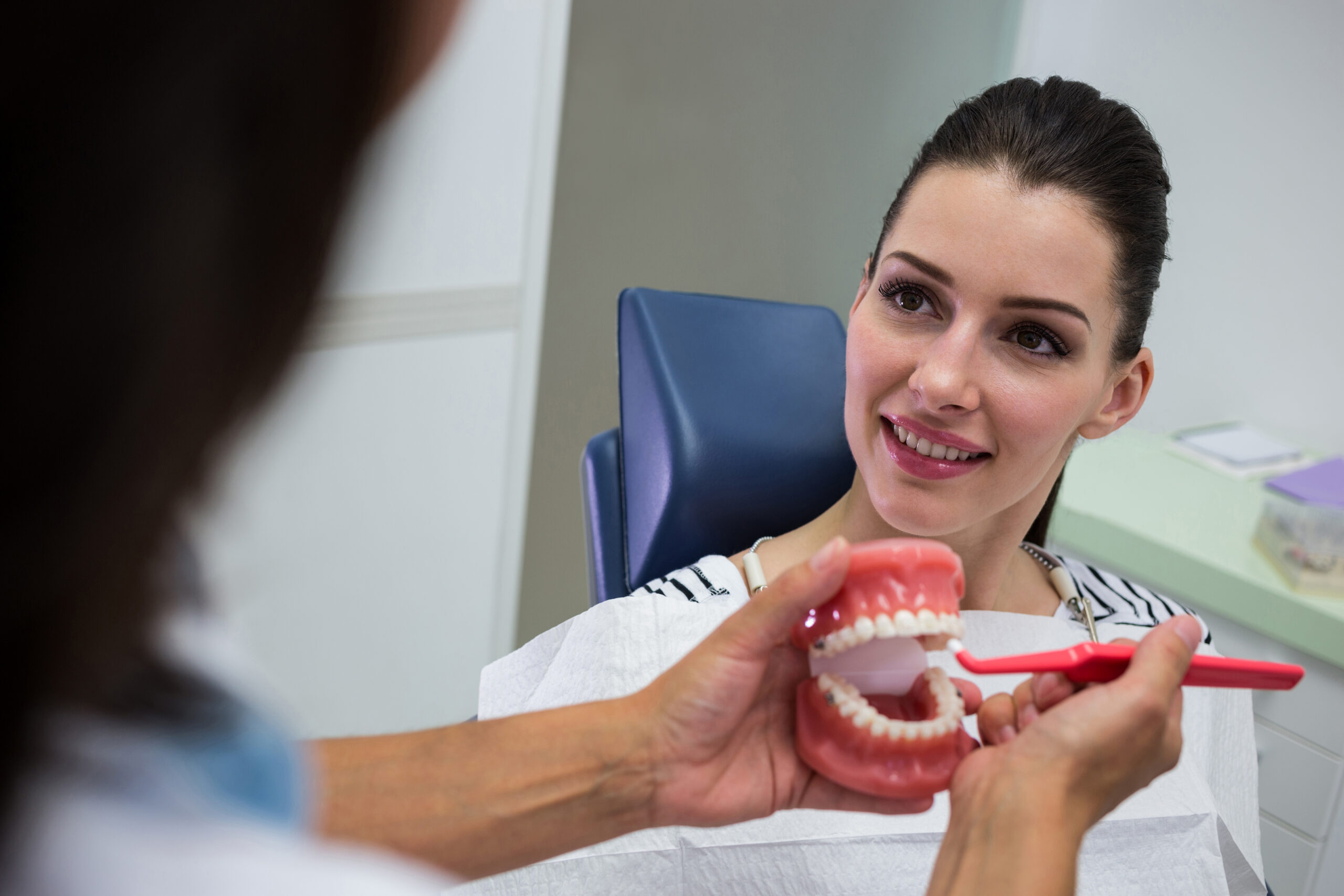 How Full Mouth Restoration in Lomita Can Improve Your Quality of Life