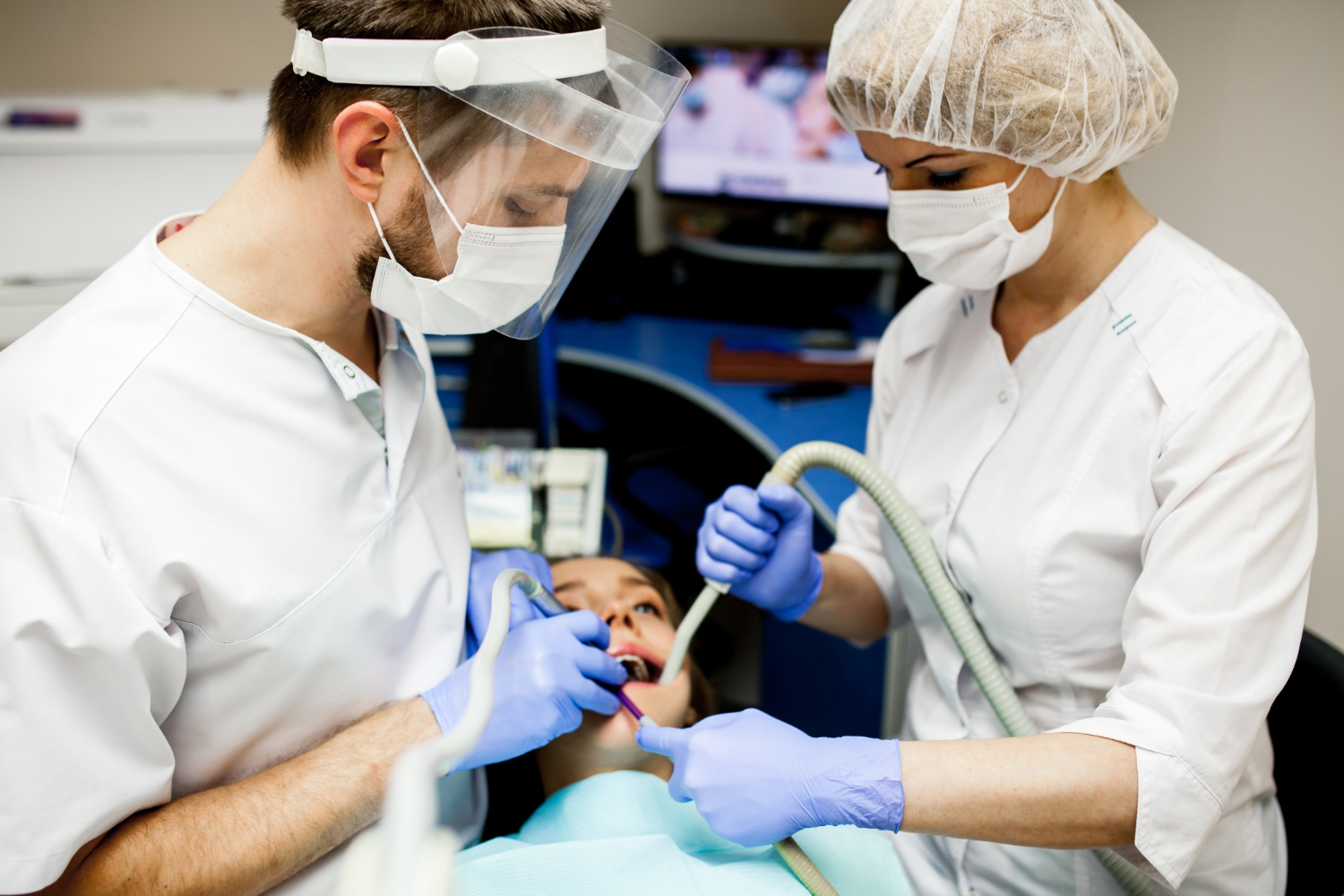Emergency Dentist in San Pedro: What to Do During a Dental Emergency