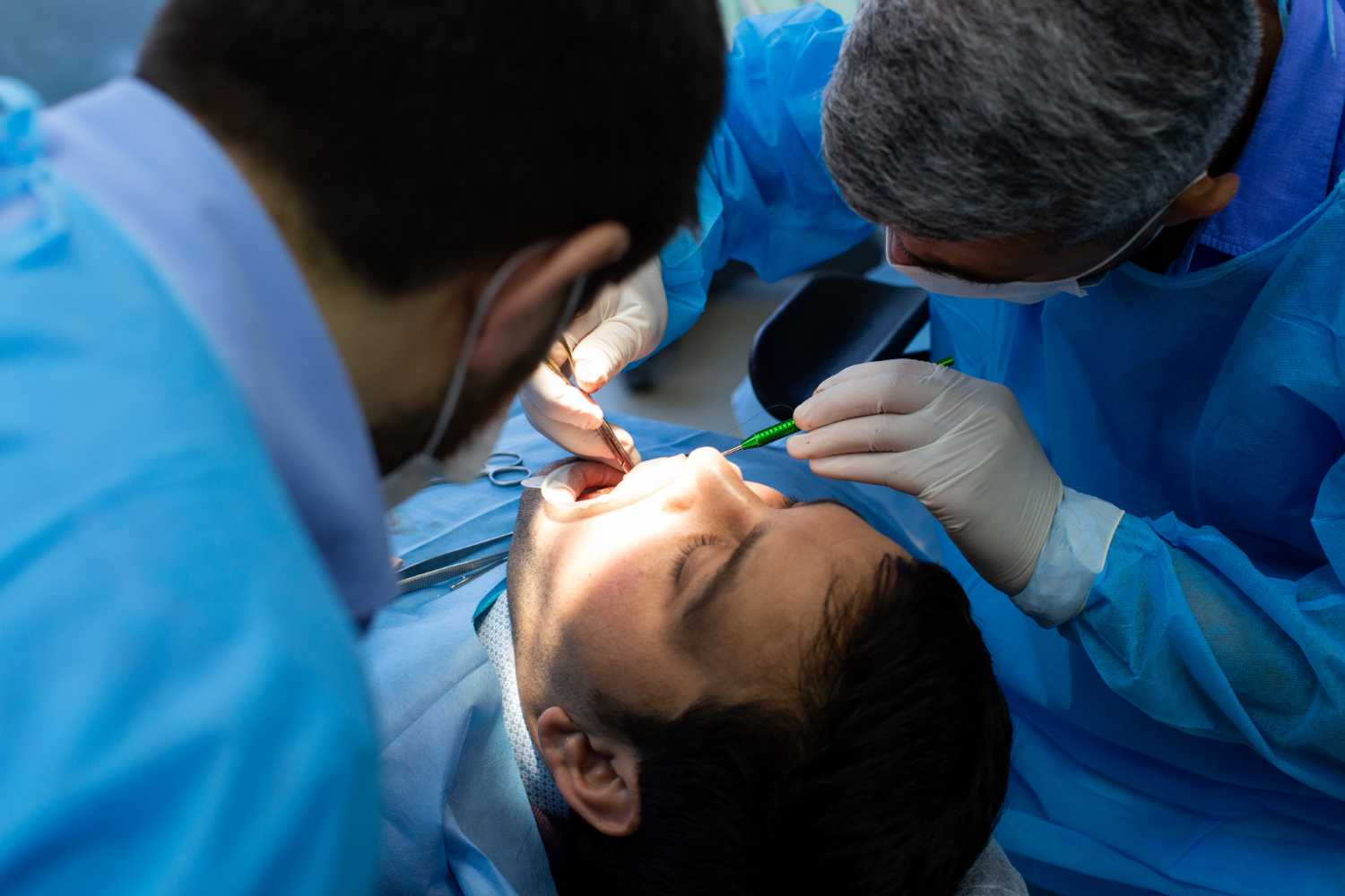 Finding an Emergency Dentist for Wisdom Tooth Removal in Lomita