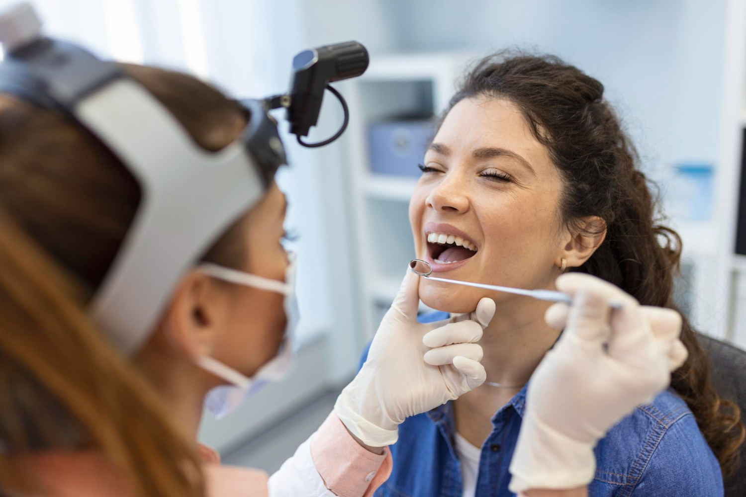 How to Choose the Right Dentist for Full Mouth Reconstruction in San Pedro